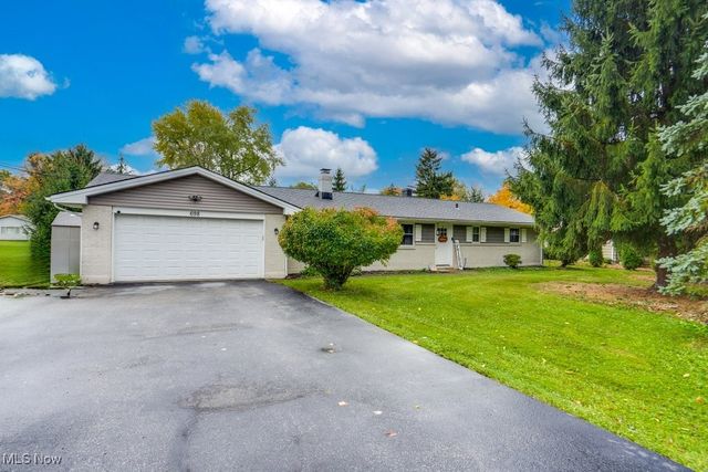 698 Ledge Road, Macedonia, OH 44056