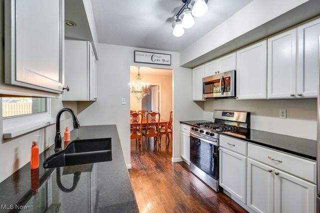 698 Ledge Road, Macedonia, OH 44056