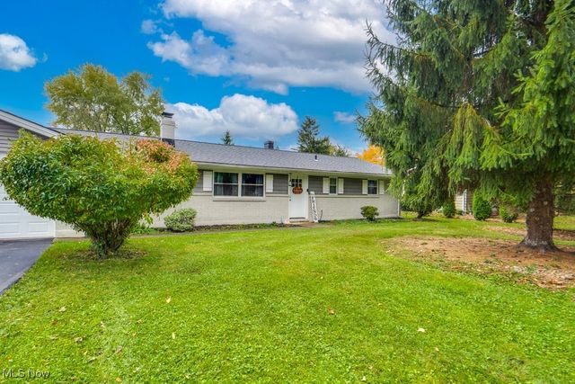 698 Ledge Road, Macedonia, OH 44056