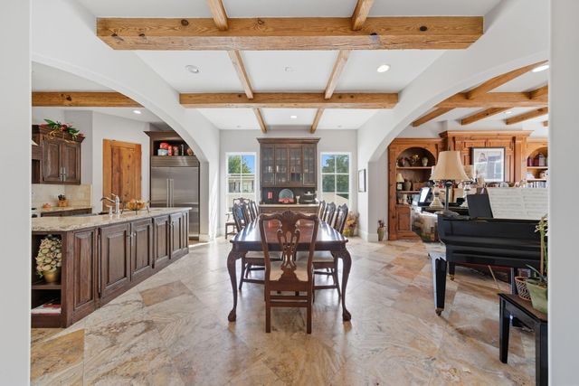 2370 Bolsover Street, Houston, TX 77005