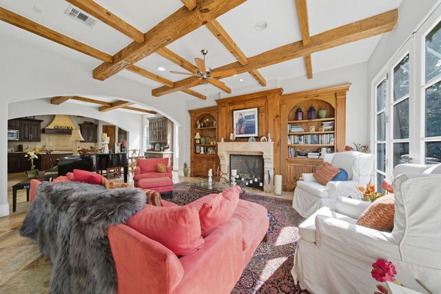 2370 Bolsover Street, Houston, TX 77005