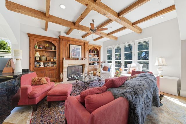 2370 Bolsover Street, Houston, TX 77005