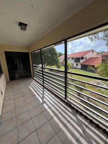 3 Via De Casas Sur 204, Boynton Beach, FL 33426