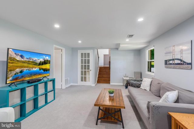 13201 WILTON OAKS DR, Silver Spring, MD 20906