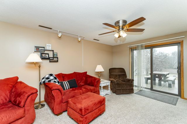 502 24th Street SW, Rochester, MN 55902