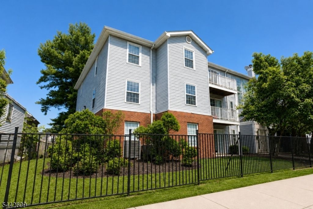 771 Summer Ave Unit 1A 1A, Newark City, NJ 07104