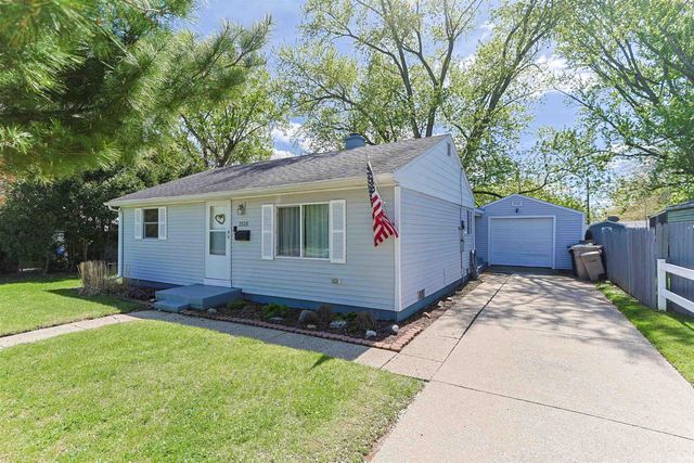 2515 Riverside Drive, South Bend, IN 46616