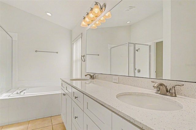 11230 MOONSHINE CREEK CIRCLE, Orlando, FL 32825