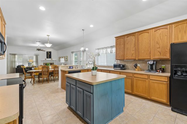1104 Bell Manor Drive, Savannah, TX 76227