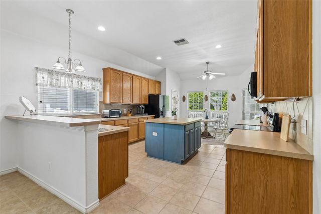 1104 Bell Manor Drive, Savannah, TX 76227