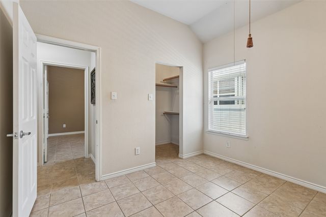 1104 Bell Manor Drive, Savannah, TX 76227