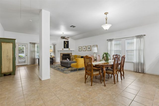 1104 Bell Manor Drive, Savannah, TX 76227