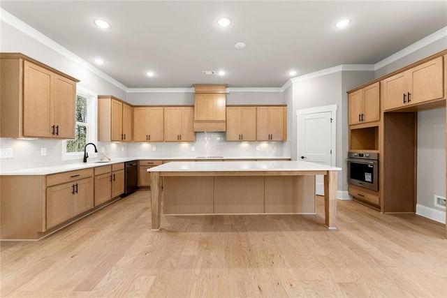 5437 Oak Manor Way, Murrayville, GA 30564