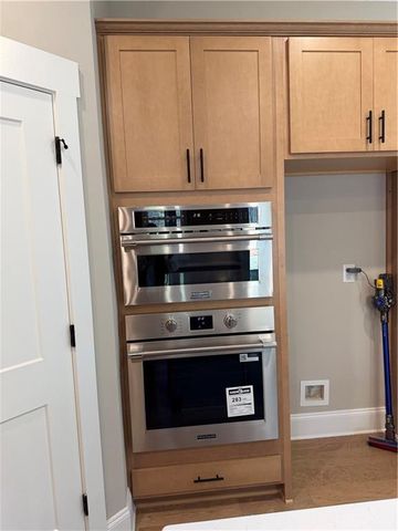 5437 Oak Manor Way, Murrayville, GA 30564