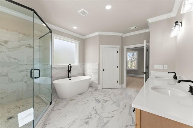 5437 Oak Manor Way, Murrayville, GA 30564