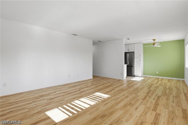 4607 Bayshore DR K5, Naples, FL 34112