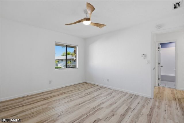 4607 Bayshore DR K5, Naples, FL 34112