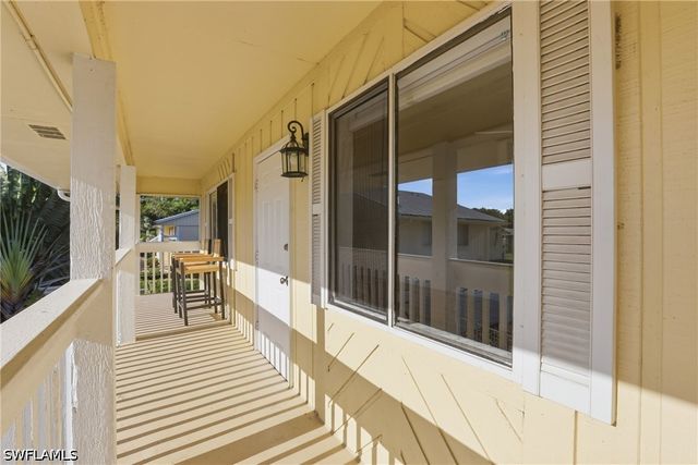 4607 Bayshore DR K5, Naples, FL 34112