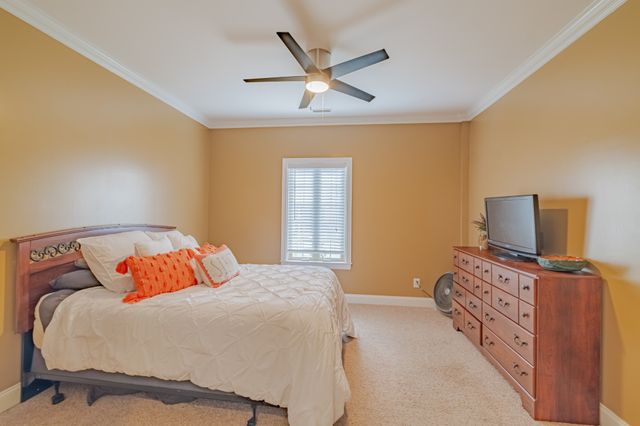 356 Ridgecrest Dr, Winchester, TN 37398