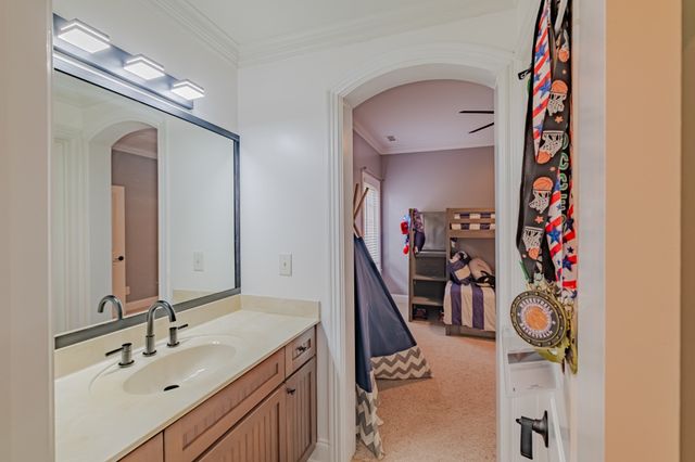 356 Ridgecrest Dr, Winchester, TN 37398
