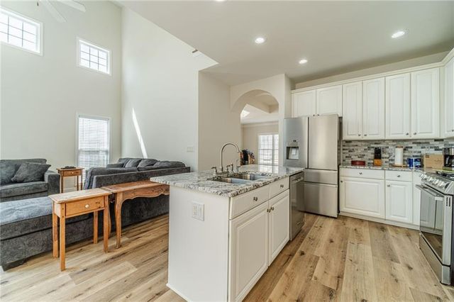 4706 Cedar Wood Drive SW, Lilburn, GA 30047