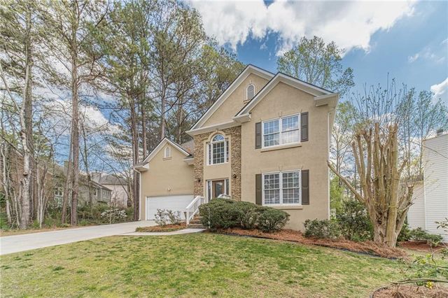 4706 Cedar Wood Drive SW, Lilburn, GA 30047