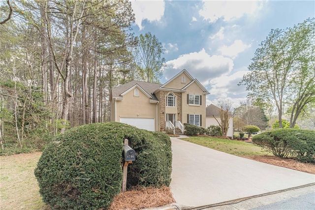 4706 Cedar Wood Drive SW, Lilburn, GA 30047