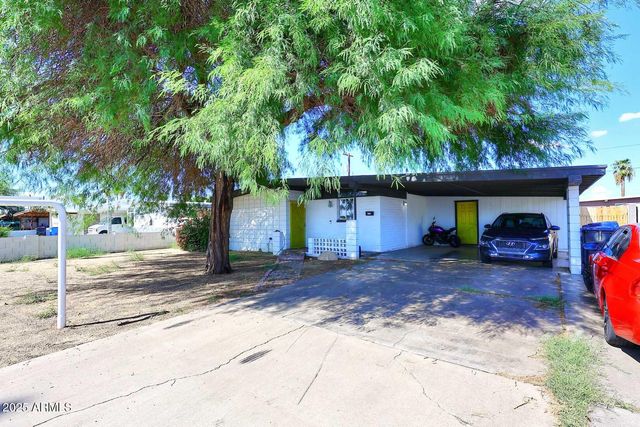 3718 W PUGET Avenue, Phoenix, AZ 85051