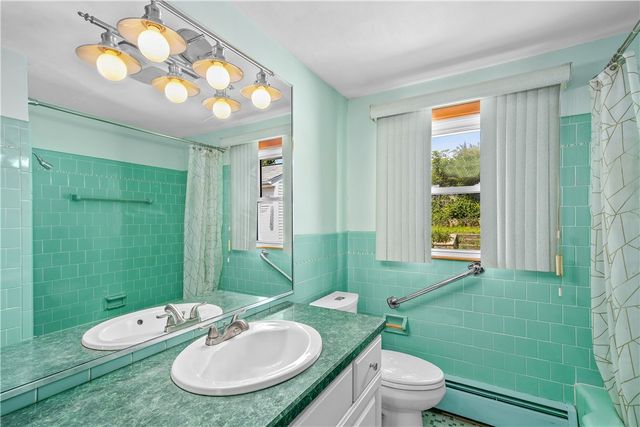 54 Burnett Street, Johnston, RI 02919