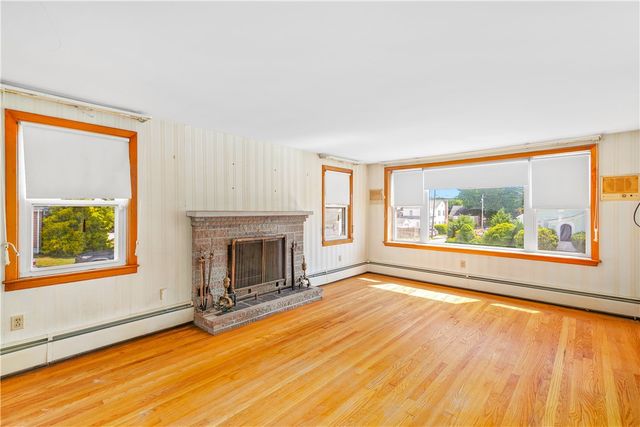 54 Burnett Street, Johnston, RI 02919