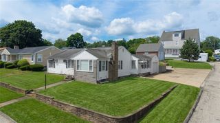 54 Burnett Street, Johnston, RI 02919