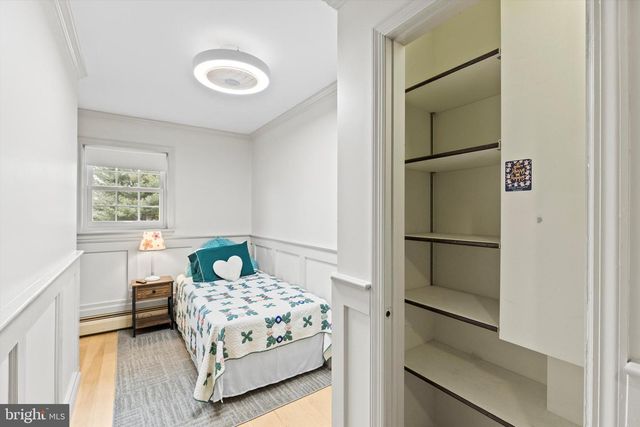 406 WETHERBURN DR, Lancaster, PA 17601