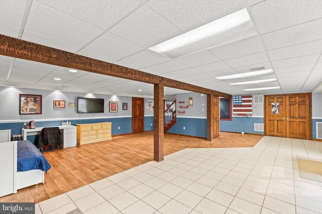 406 WETHERBURN DR, Lancaster, PA 17601