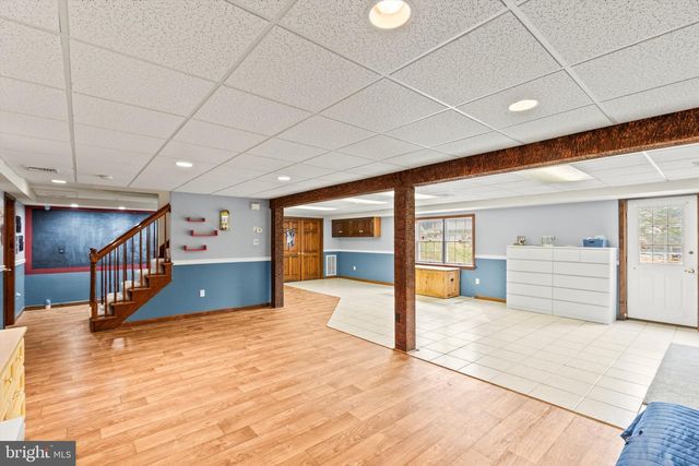 406 WETHERBURN DR, Lancaster, PA 17601