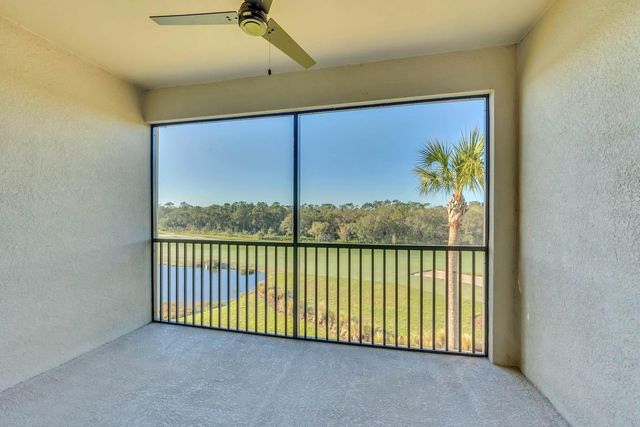 17510 GAWTHROP DRIVE 404, Lakewood Ranch, FL 34211