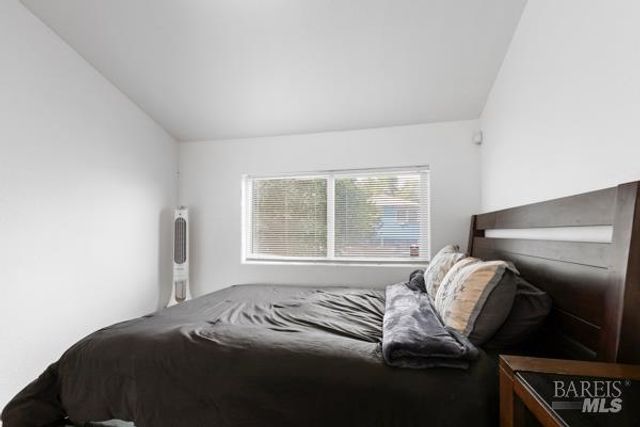 152 Idora Ave, Vallejo, CA 94591