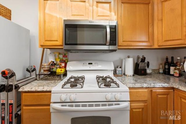152 Idora Ave, Vallejo, CA 94591