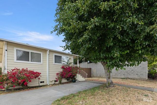 152 Idora Ave, Vallejo, CA 94591