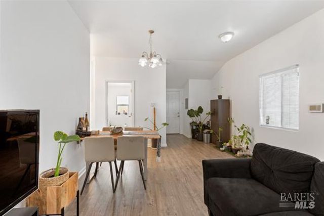 152 Idora Ave, Vallejo, CA 94591