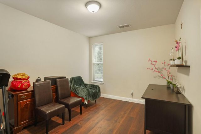 601 W Pasadena Ave, Tracy, CA 95391