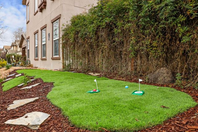 601 W Pasadena Ave, Tracy, CA 95391