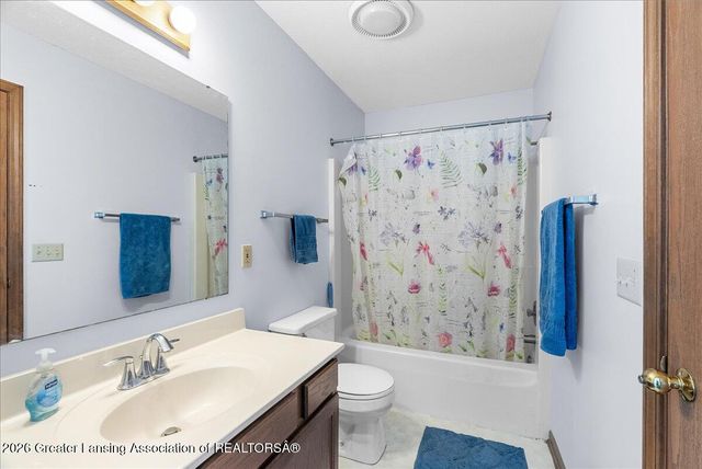 5469 Wild Oak Drive, East Lansing, MI 48823