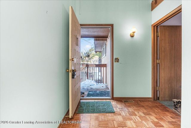 5469 Wild Oak Drive, East Lansing, MI 48823