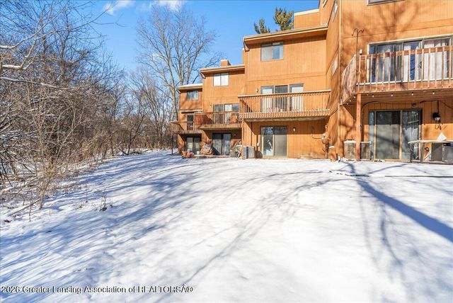 5469 Wild Oak Drive, East Lansing, MI 48823