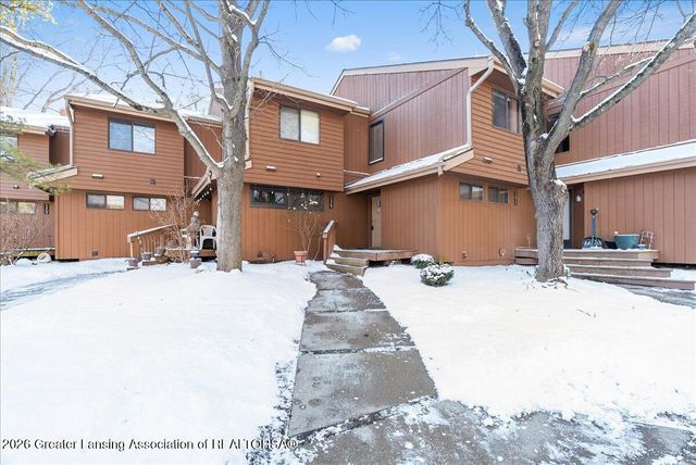 5469 Wild Oak Drive, East Lansing, MI 48823