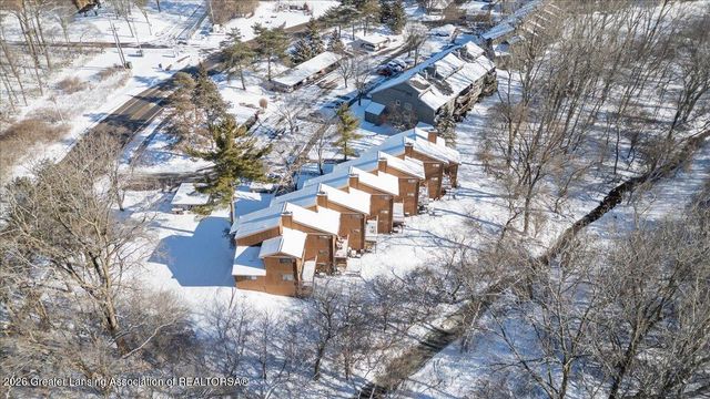 5469 Wild Oak Drive, East Lansing, MI 48823