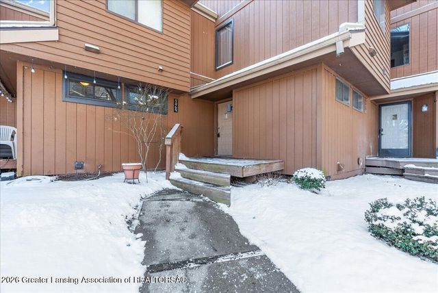 5469 Wild Oak Drive, East Lansing, MI 48823