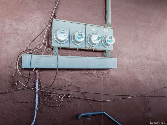 10601 Liverpool Street, Jamaica South, NY 11435