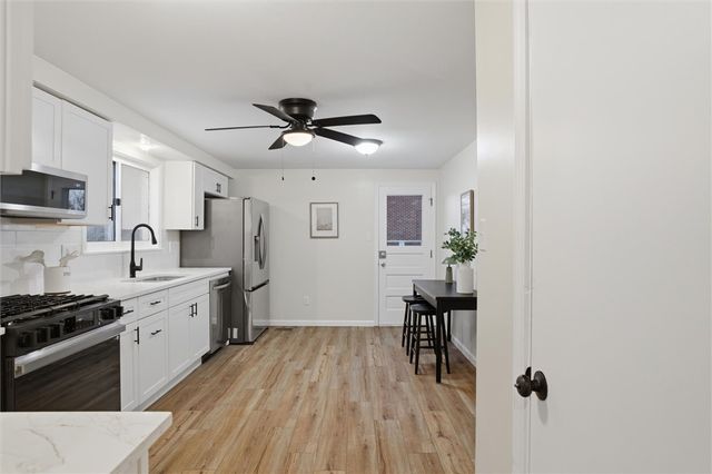 748 Macbeth Dr, Penn Hills, PA 15235