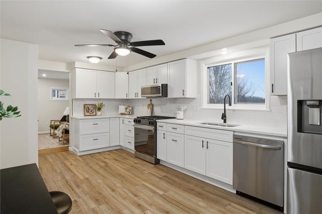 748 Macbeth Dr, Penn Hills, PA 15235